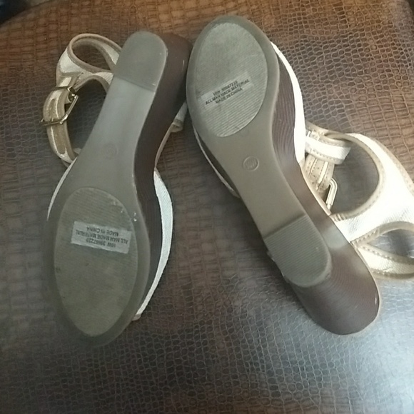 Wedge Sandals - Picture 4 of 5